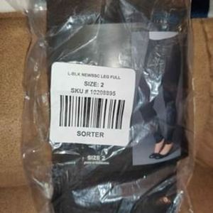 NWT Torrid sz 2 (18-20) full length leggings